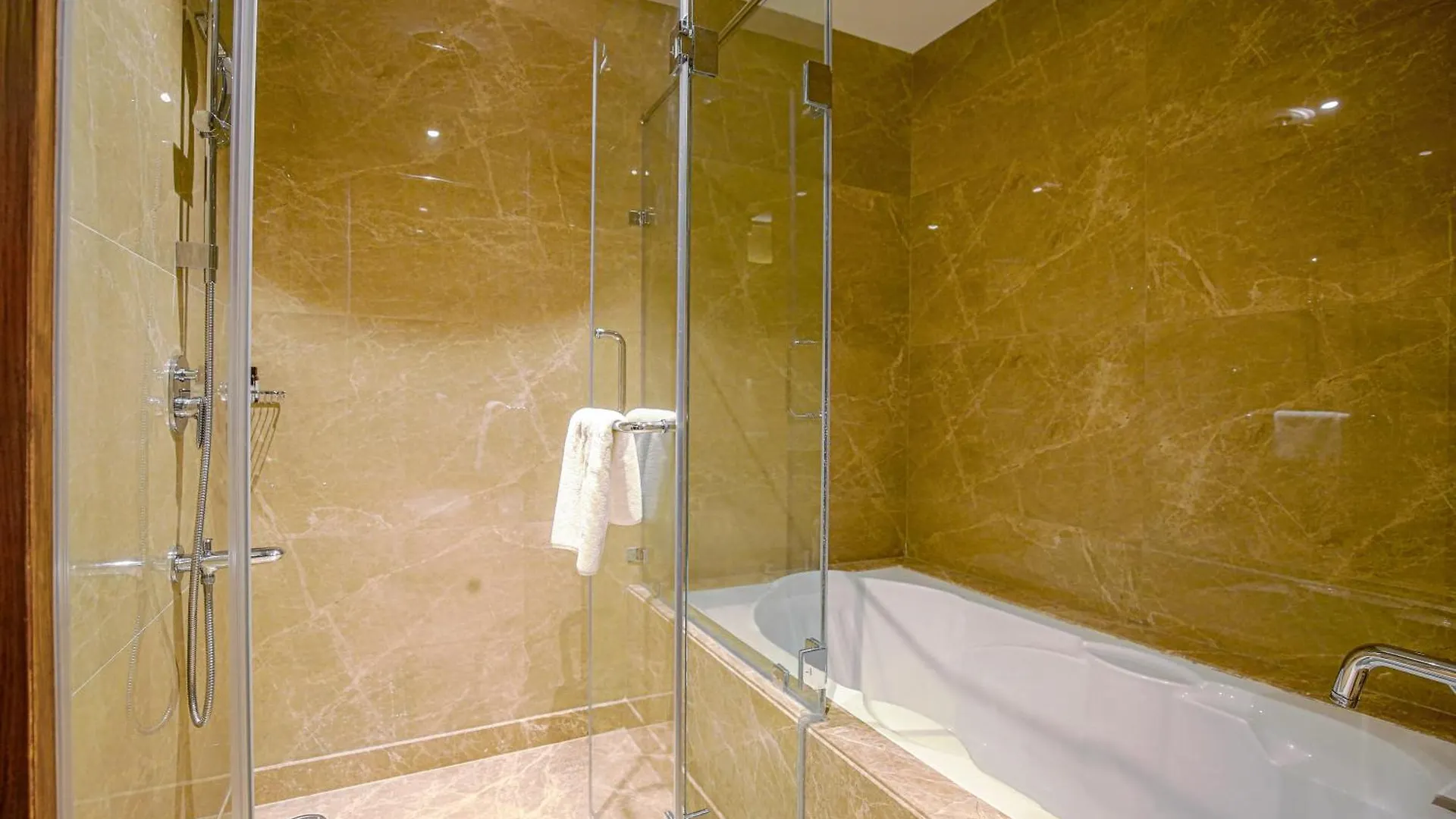 Hotel Best Western Plus Chandigarh Mohali